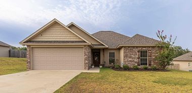 image of property with 3 Bed | 2 Bath | 1,334 Sqft