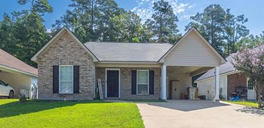 image of property with 3 Bed | 2 Bath | 1,232 Sqft