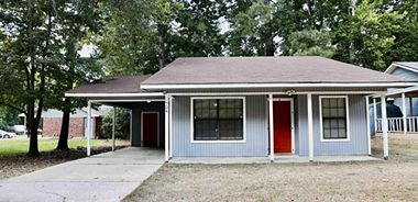 image of property with 3 Bed | 1 Bath | 1,248 Sqft