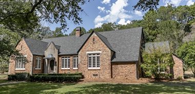 image of property with 5 Bed | 3 Bath | 3,927 Sqft