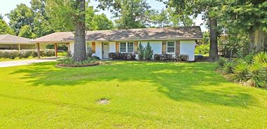 image of property with 3 Bed | 2 Bath | 1,696 Sqft