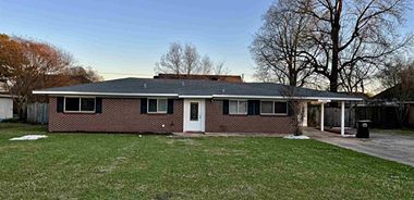 image of property with 3 Bed | 2 Bath | 1,800 Sqft