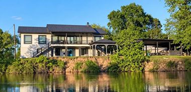 image of property with 5 Bed | 3 Bath | 3,916 Sqft
