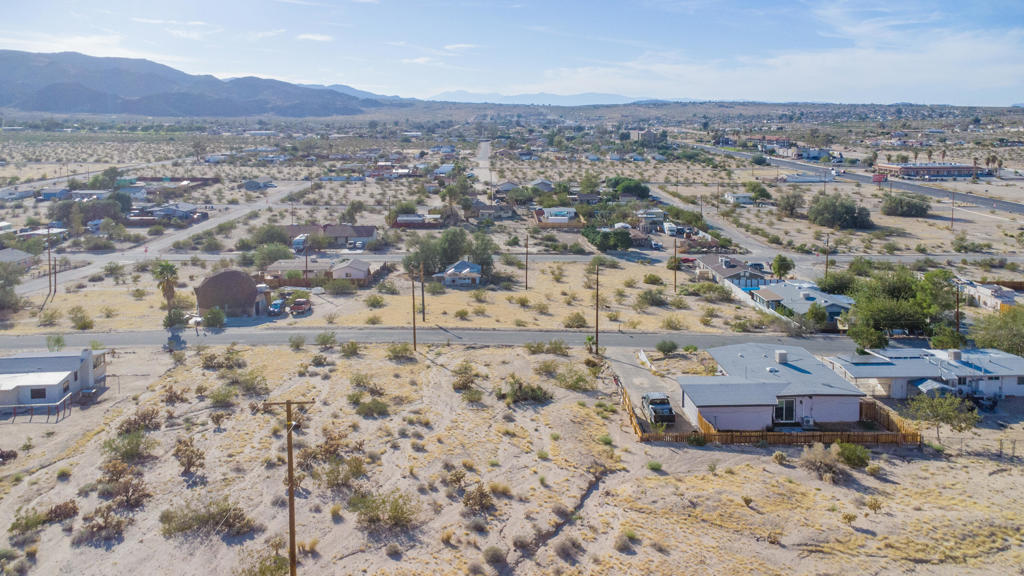 main property photo 10