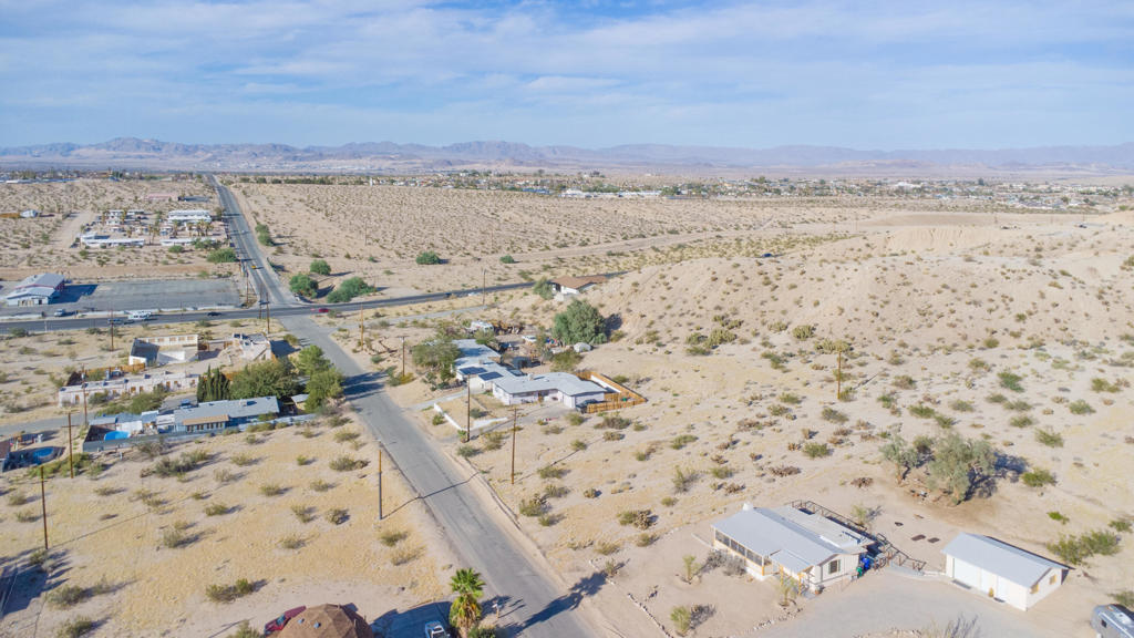 main property photo 16
