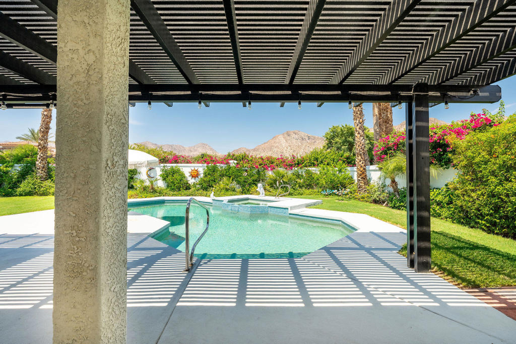 main property photo 24