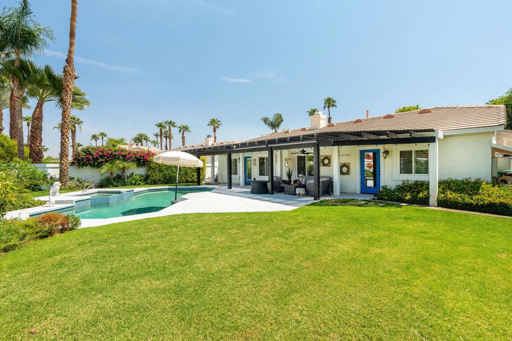main property photo 28