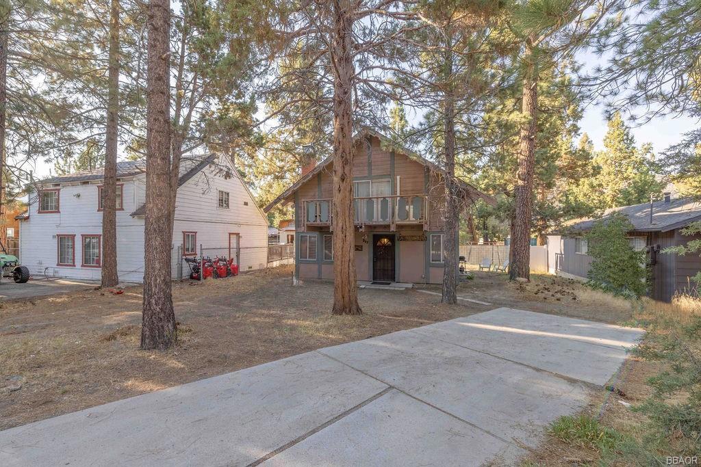 main property photo 2