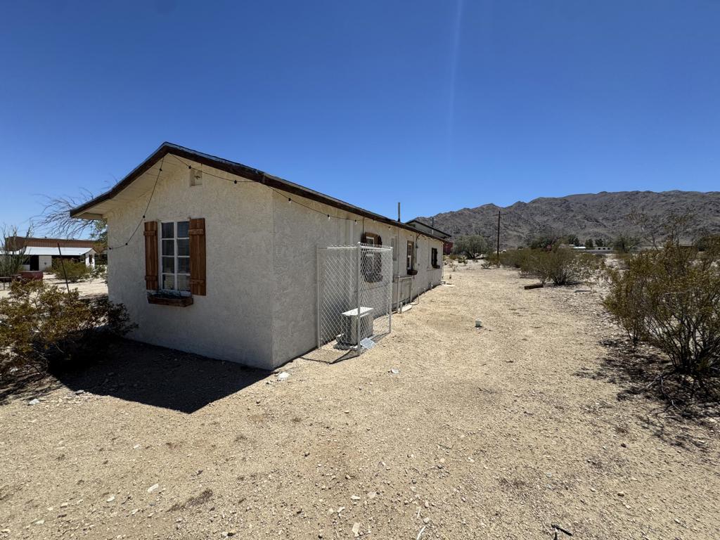 main property photo 11