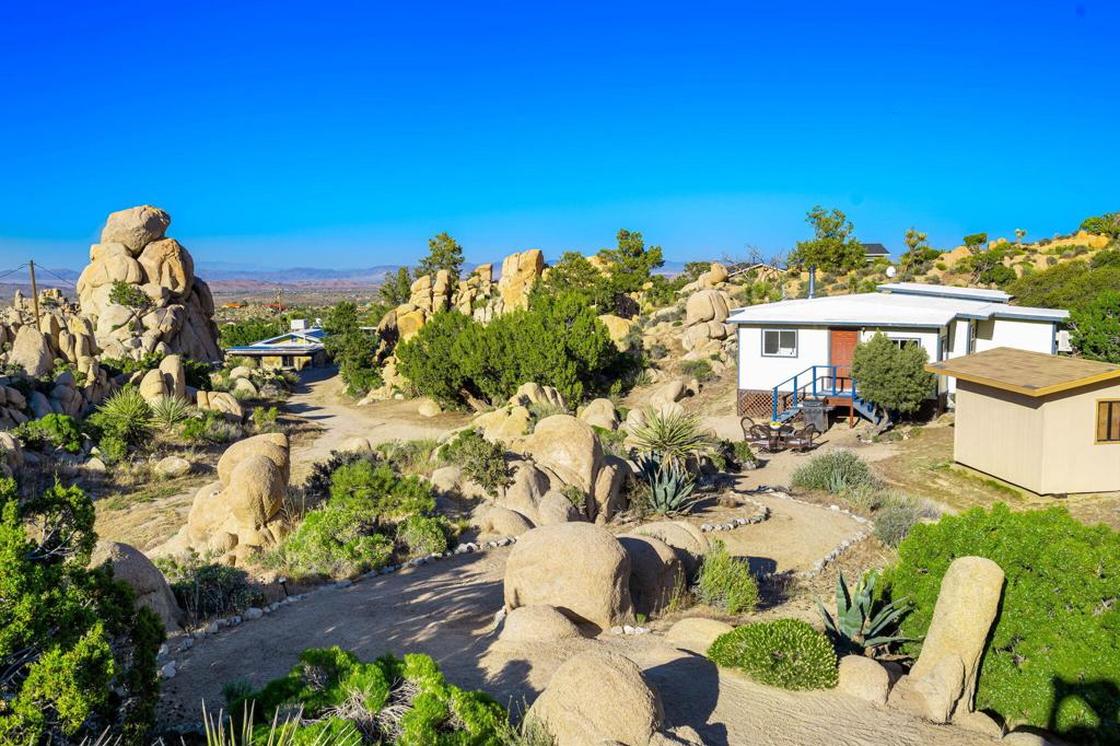 main property photo 45