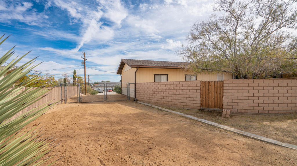 main property photo 43