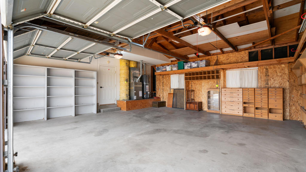 main property photo 59