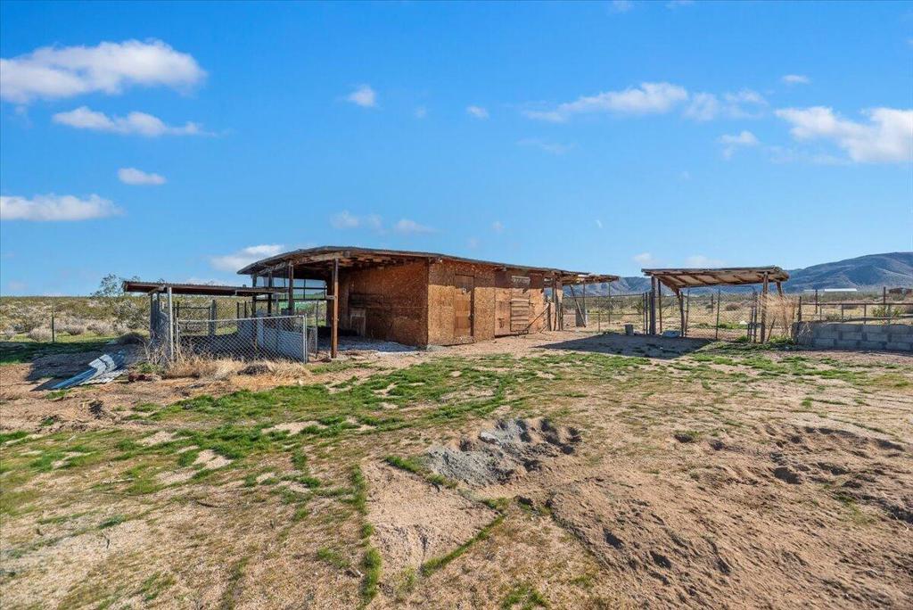 main property photo 24
