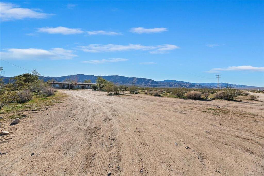 main property photo 32