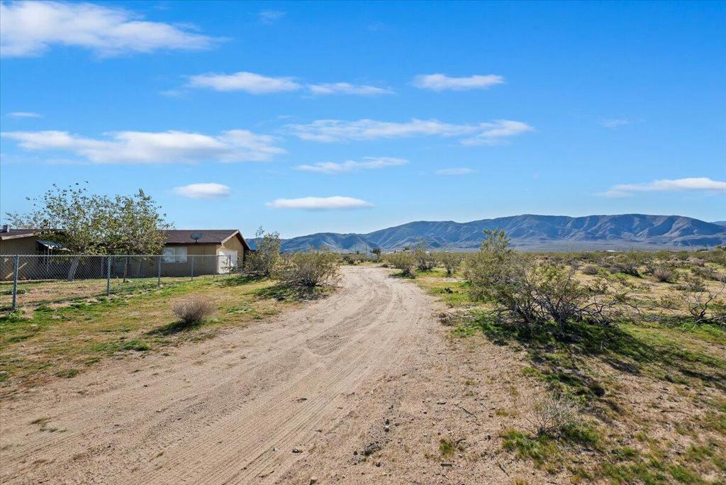 main property photo 5