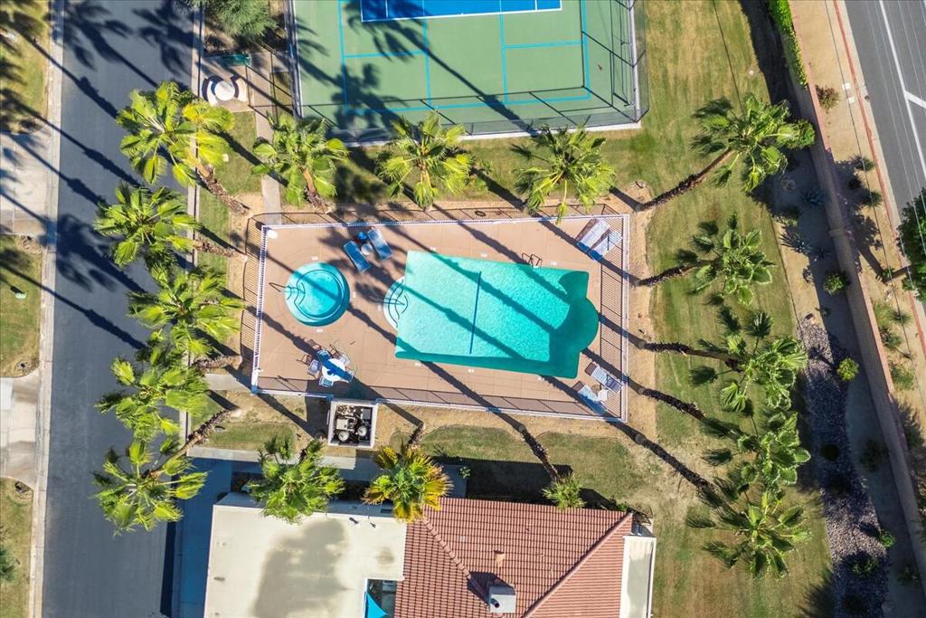 main property photo 50