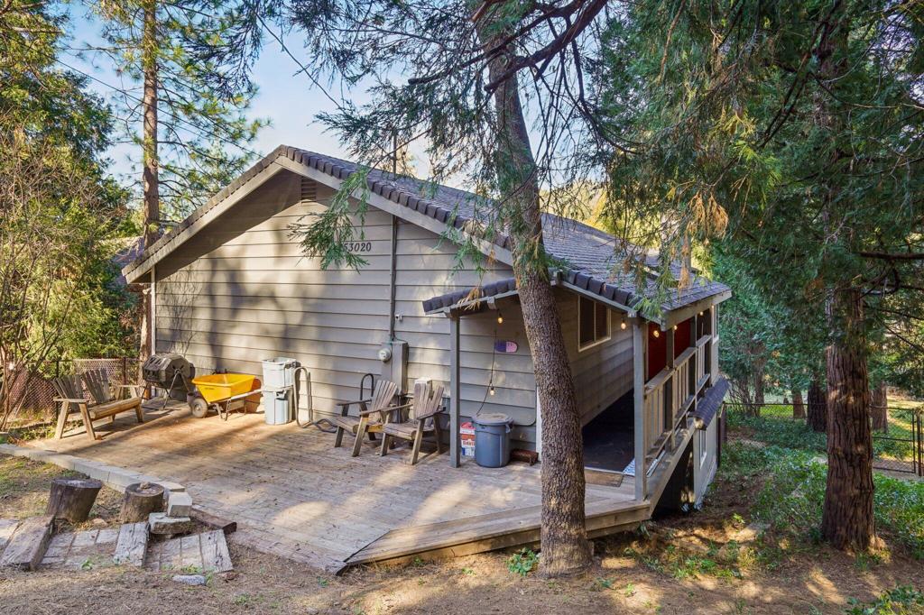 main property photo 40