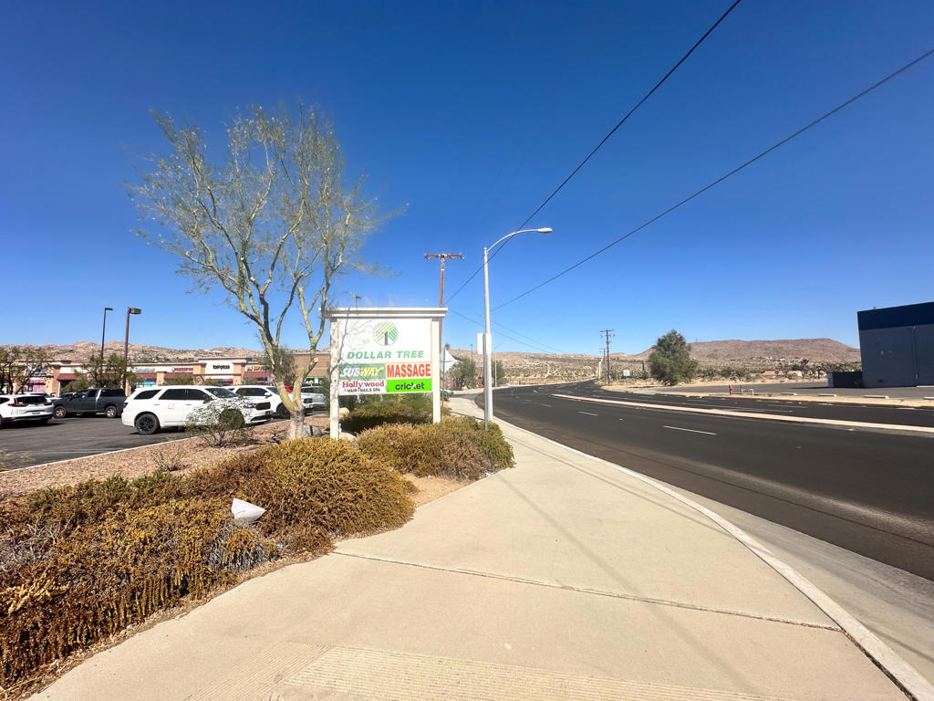 main property photo 17