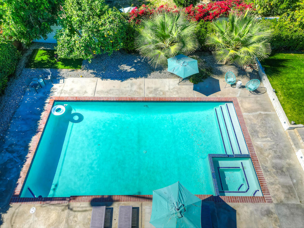 main property photo 50