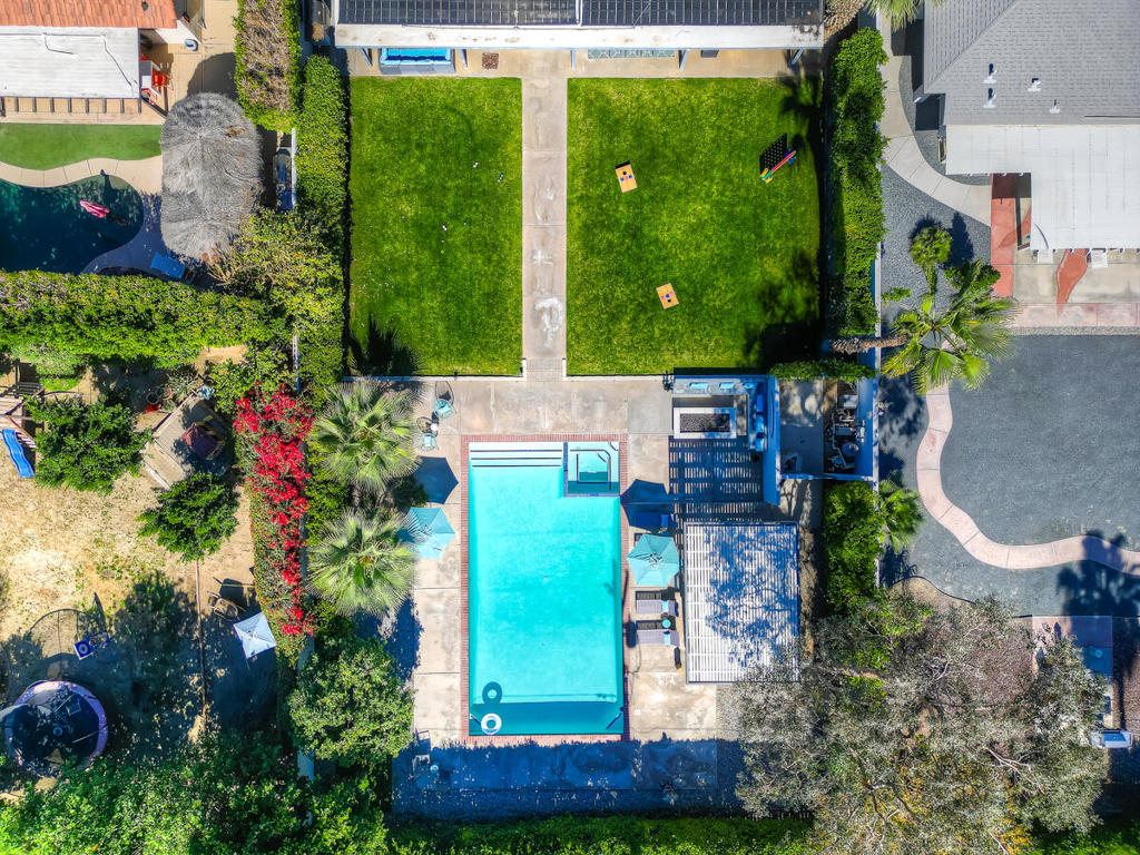 main property photo 51
