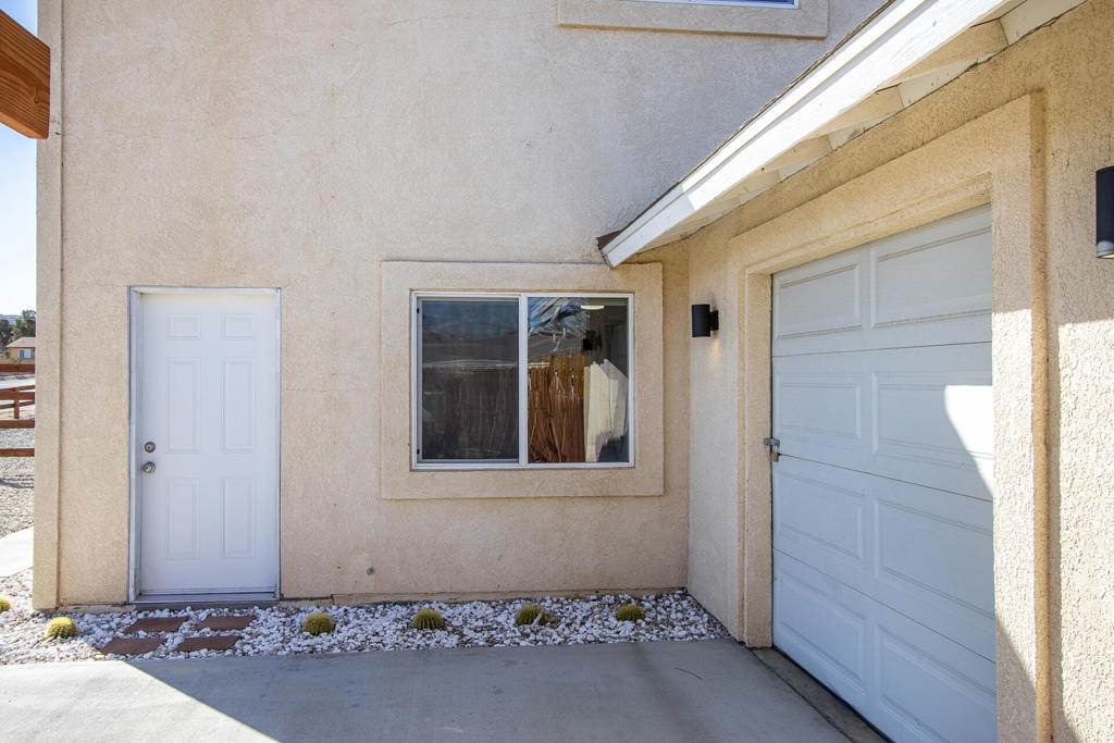 main property photo 50