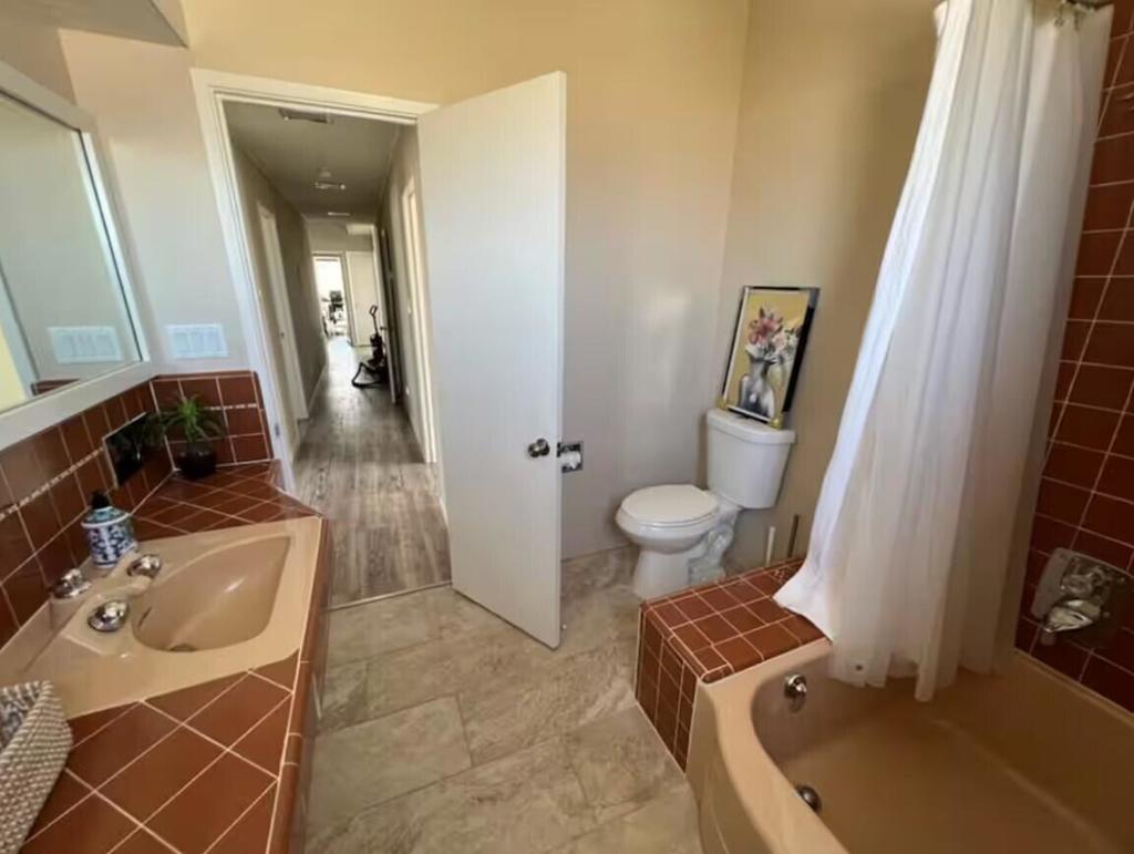 main property photo 66