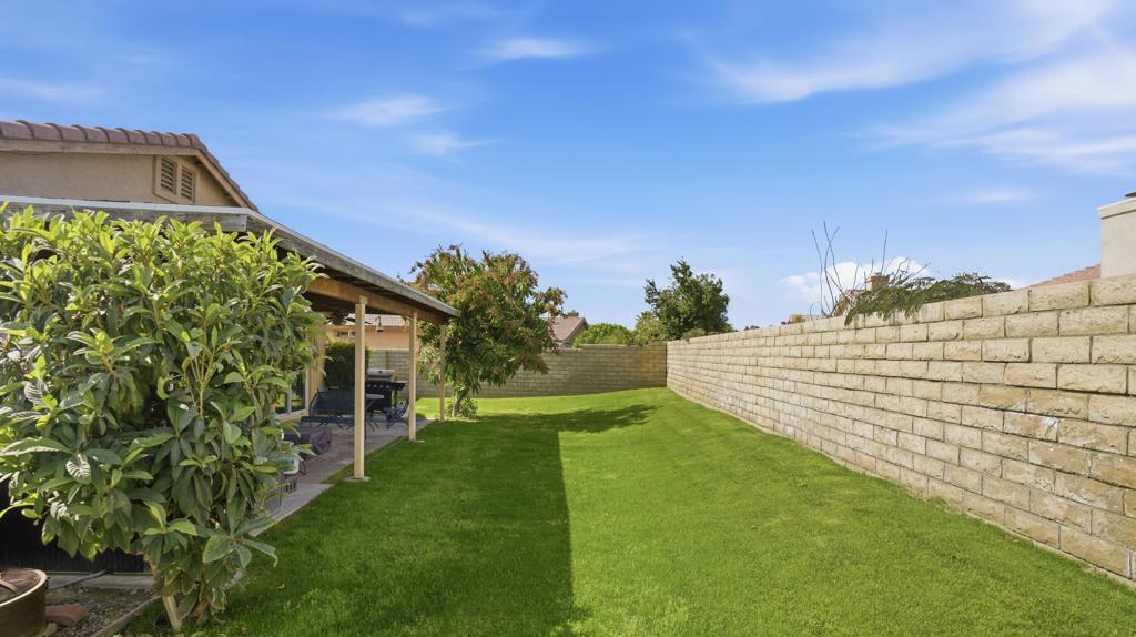 main property photo 39