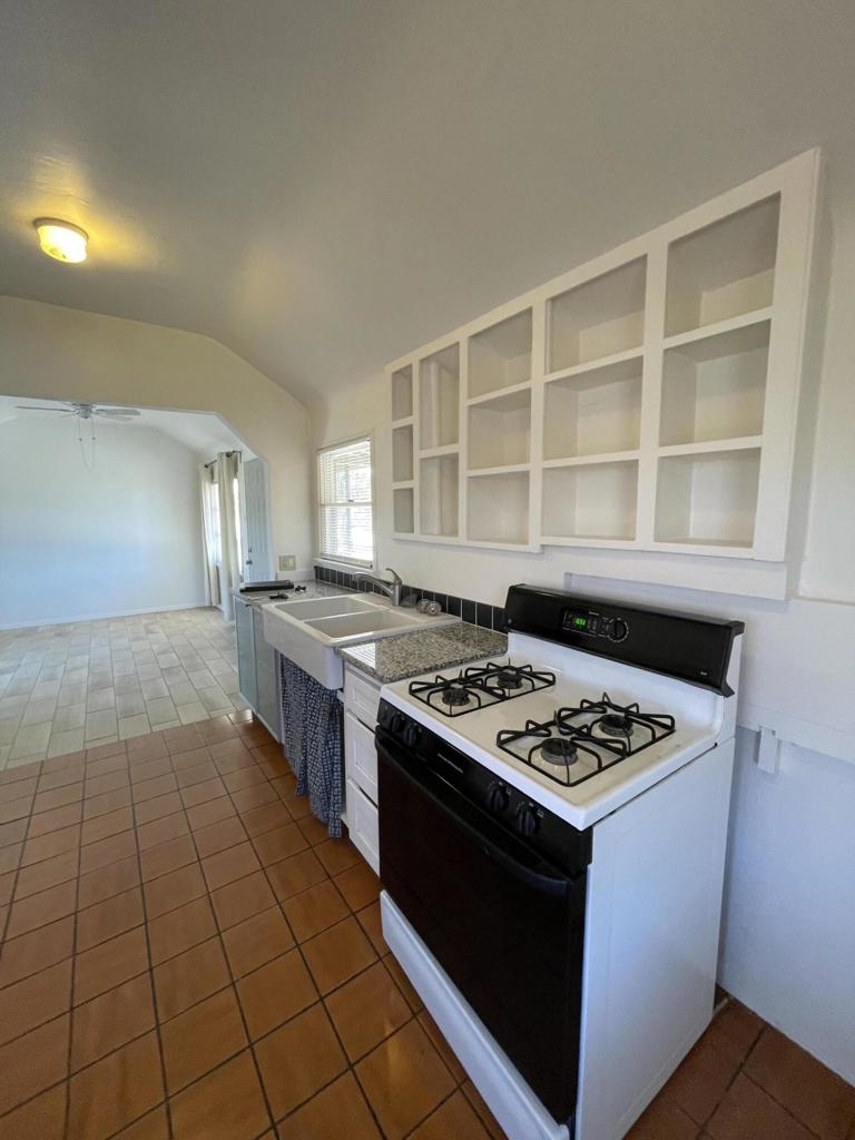 main property photo 76