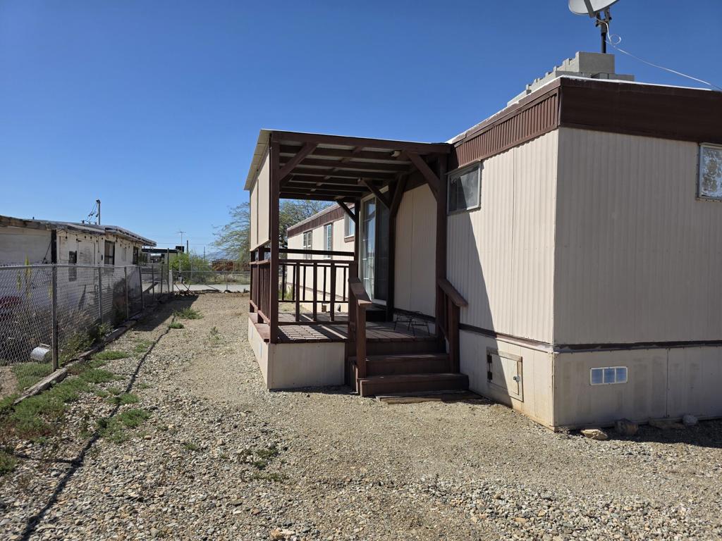main property photo 28