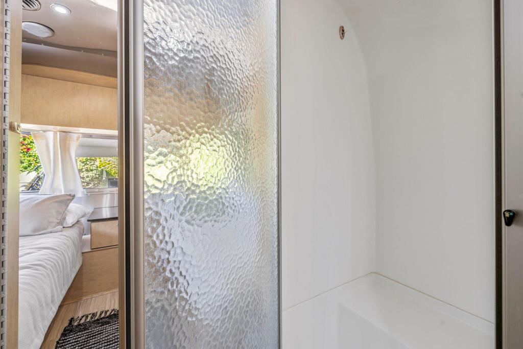main property photo 64