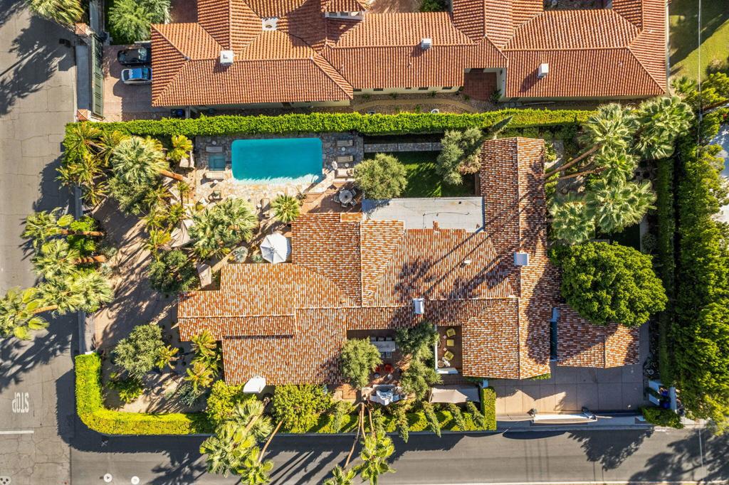 main property photo 26