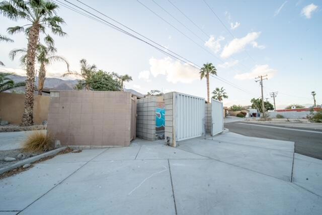 main property photo 25