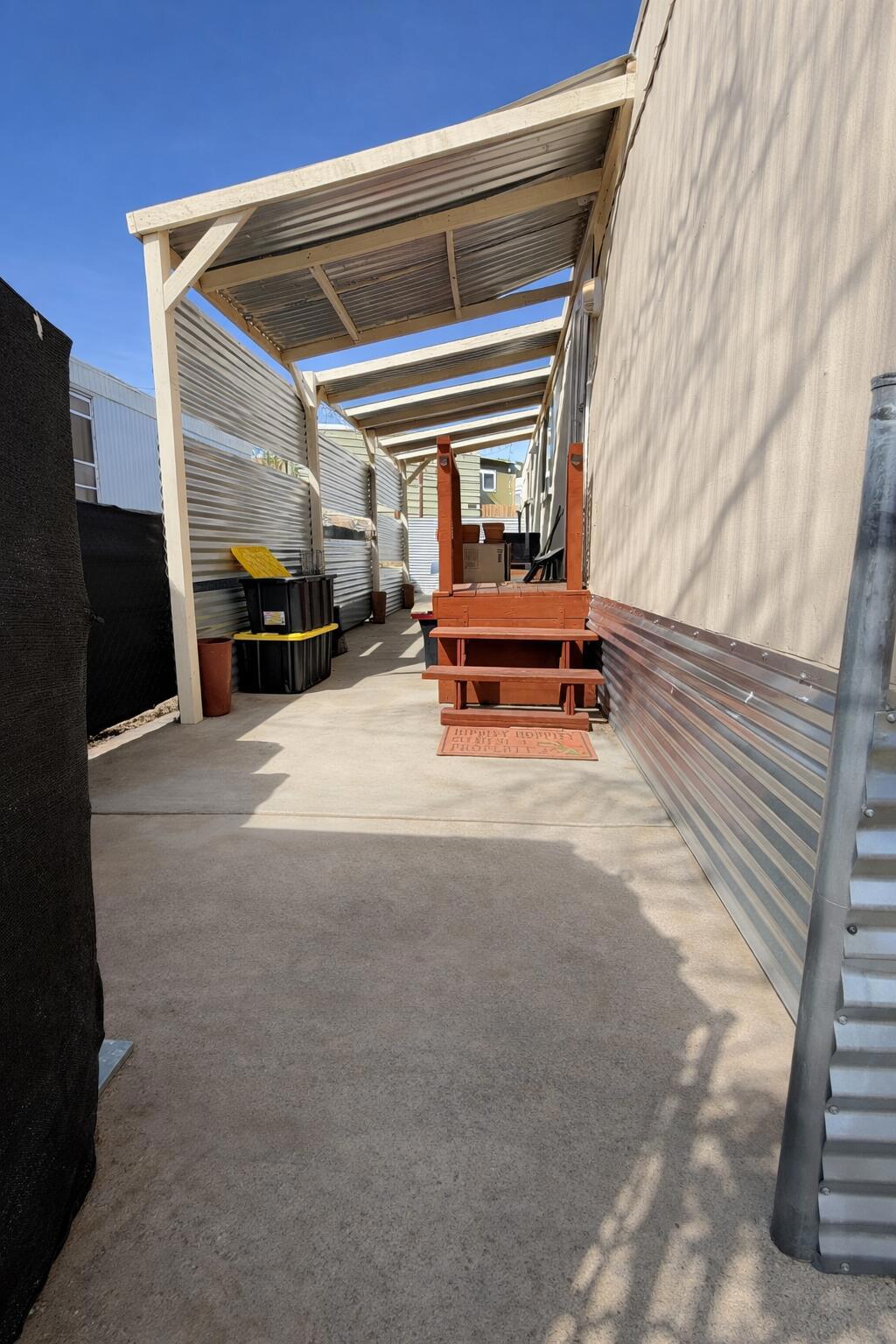 main property photo 16