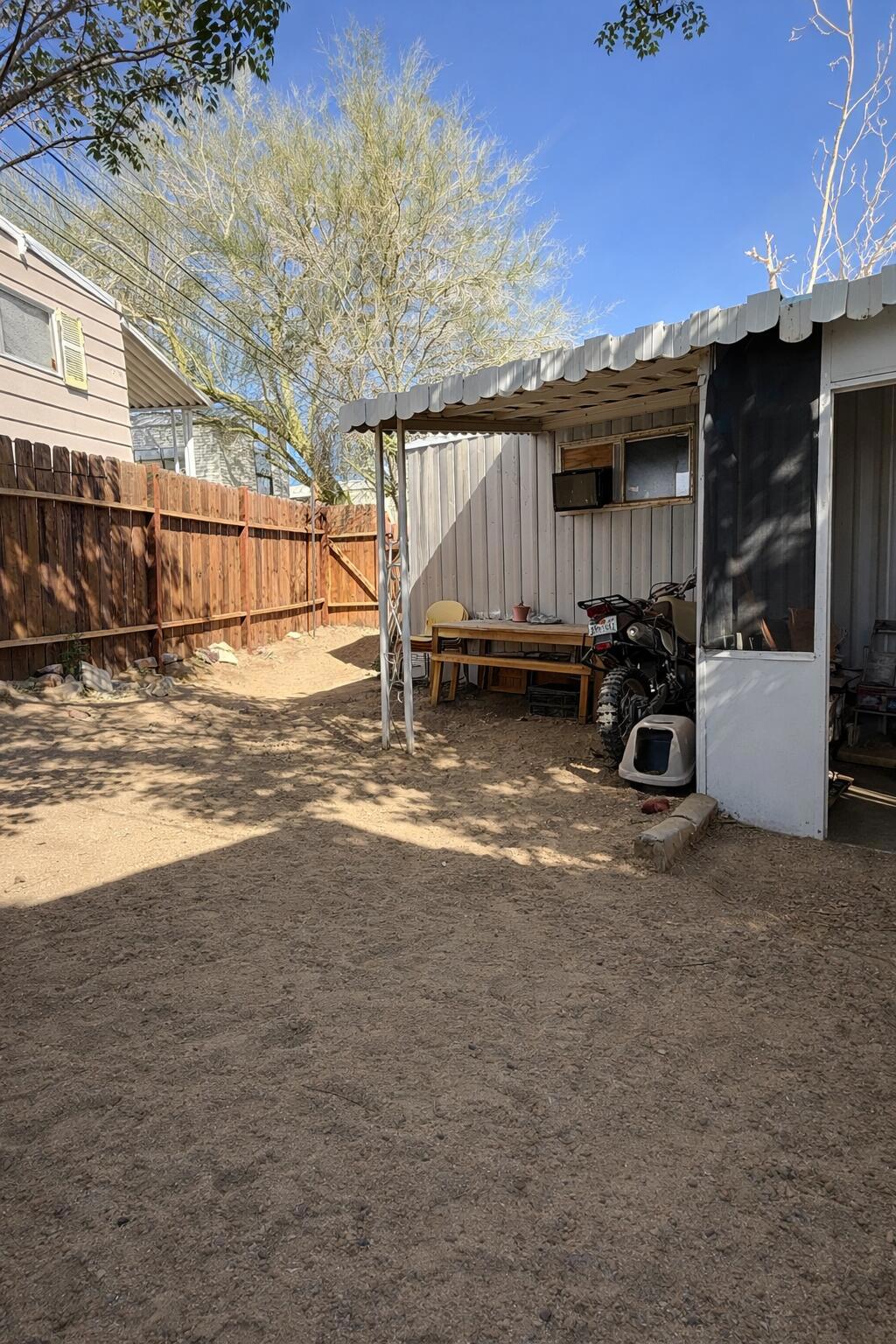 main property photo 14