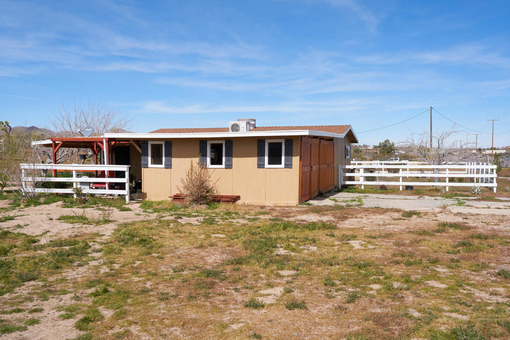 main property photo 14