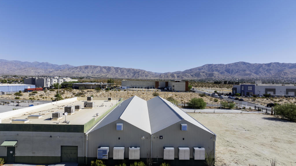 main property photo 94