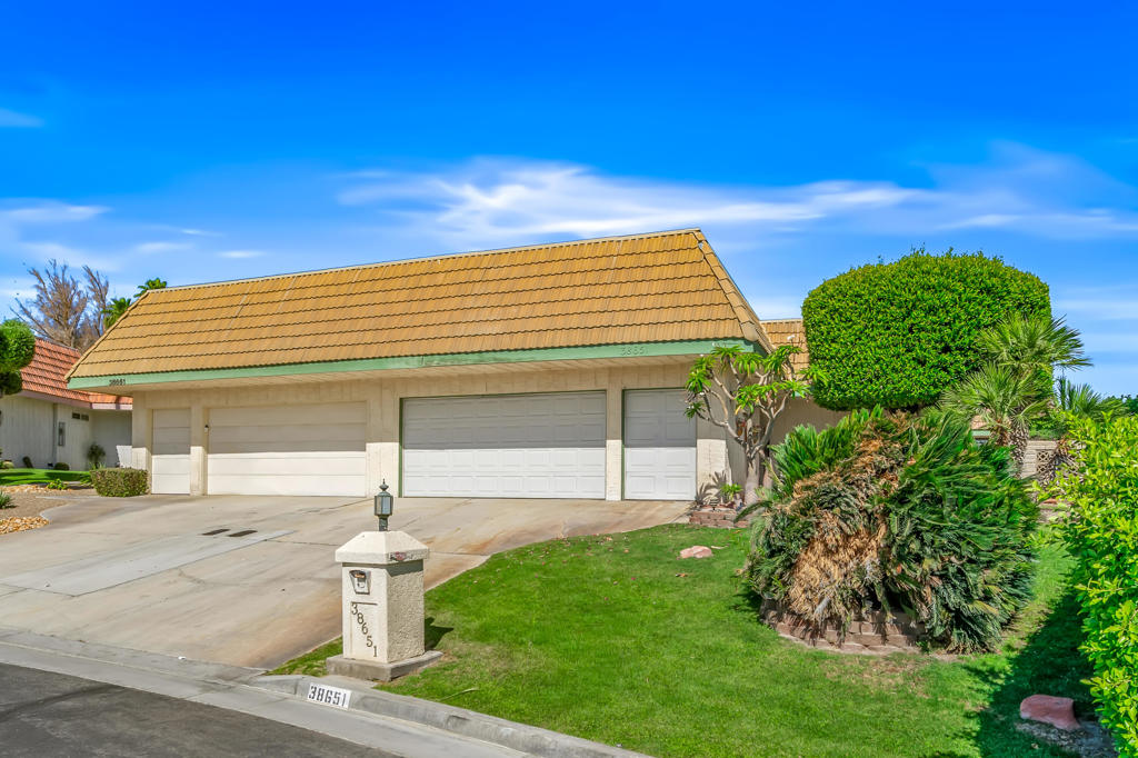 main property photo 66