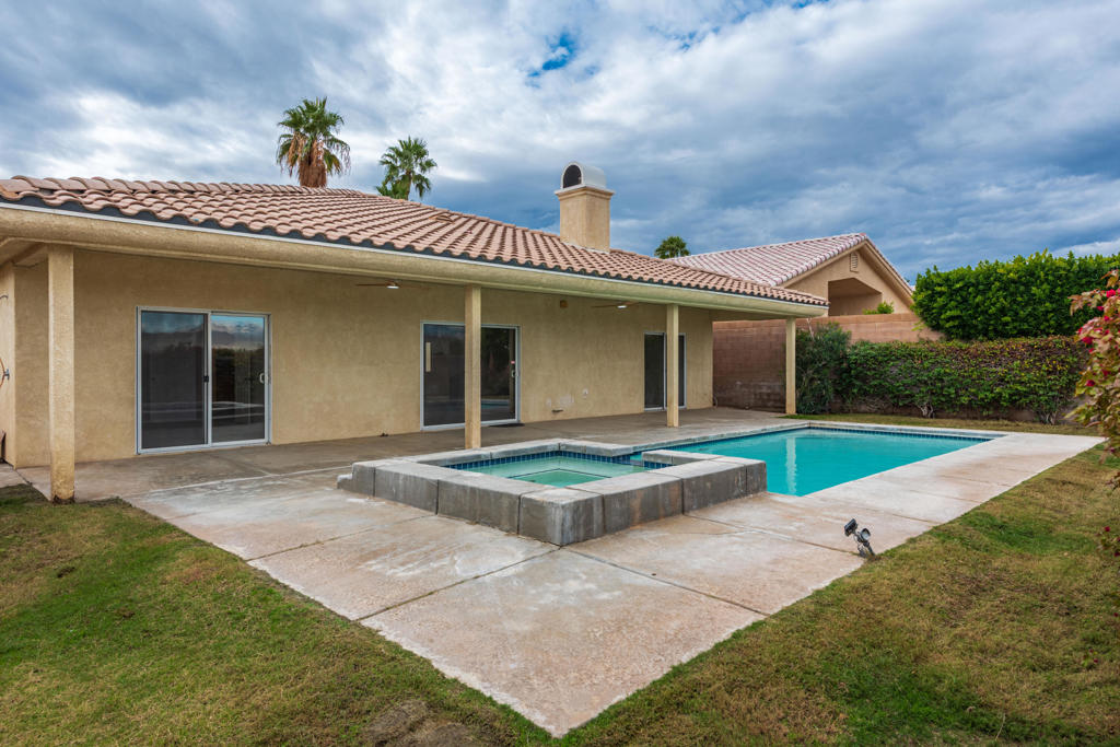 main property photo 28