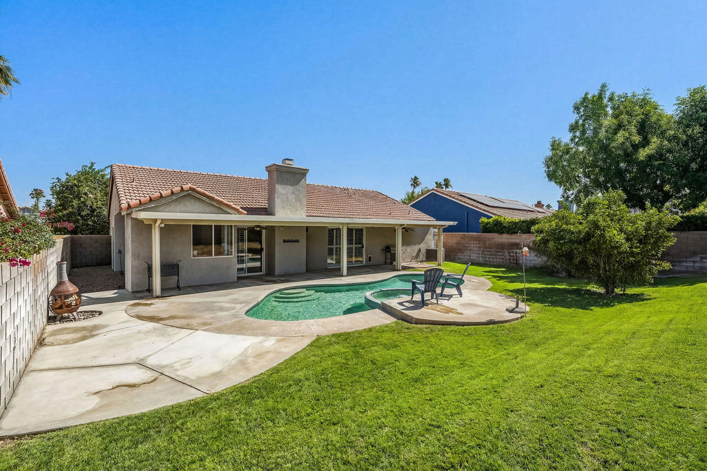 main property photo 29