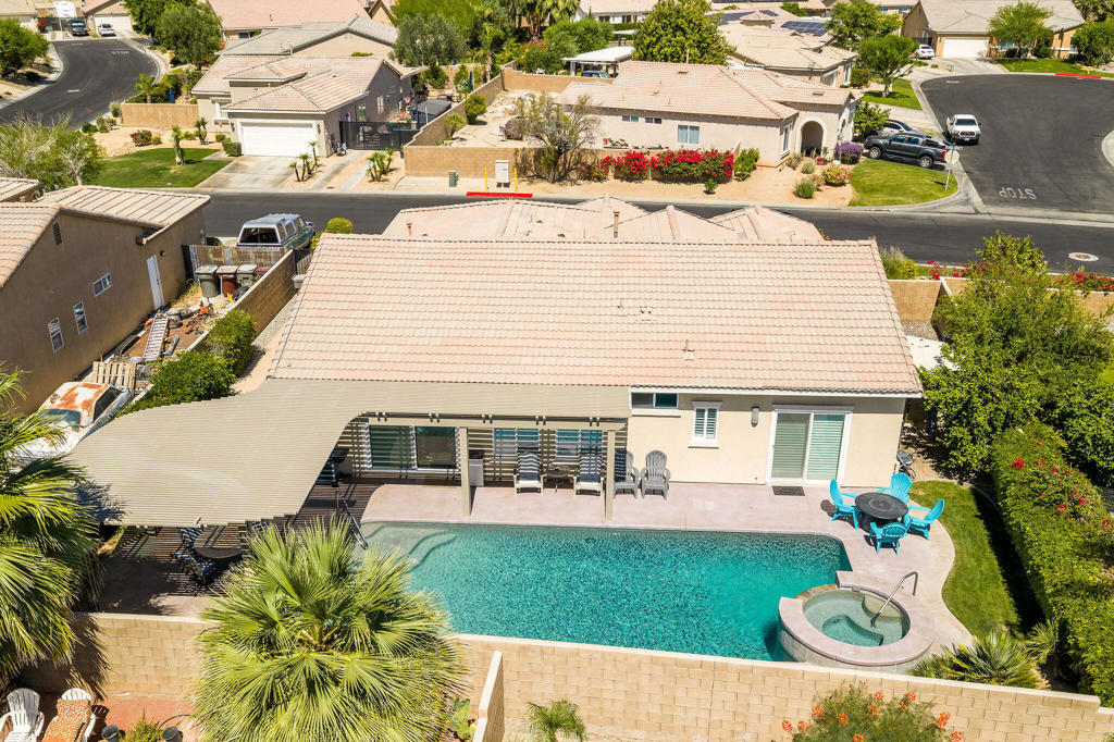 main property photo 26