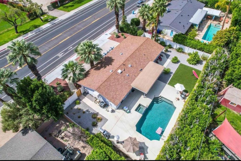 main property photo 42