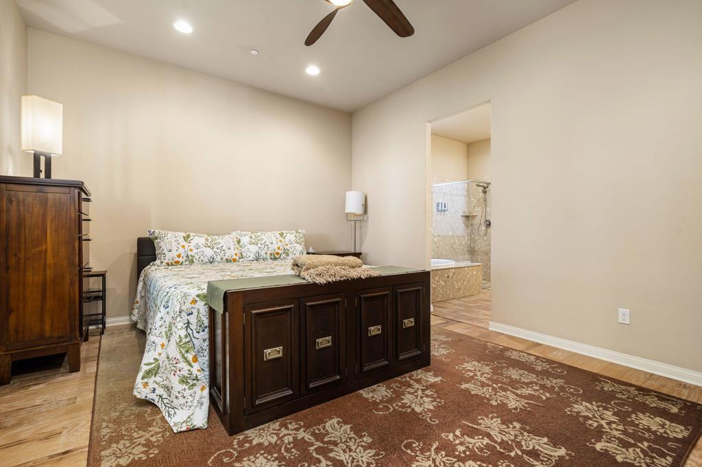main property photo 60