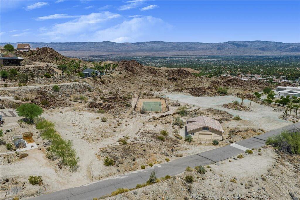 main property photo 5