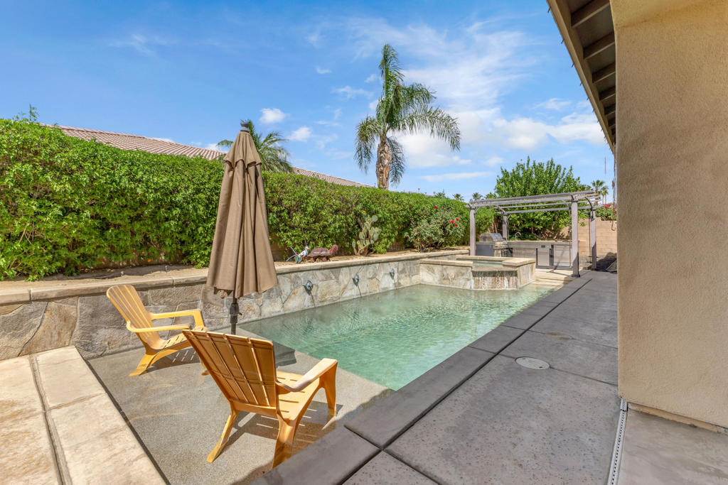 main property photo 59