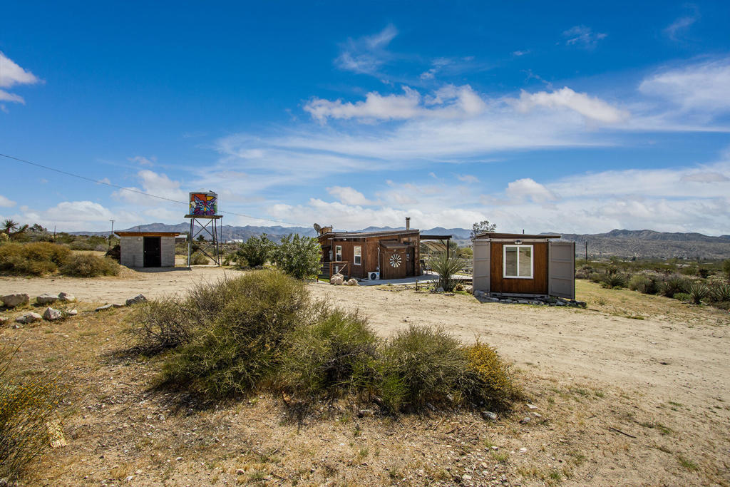 main property photo 12
