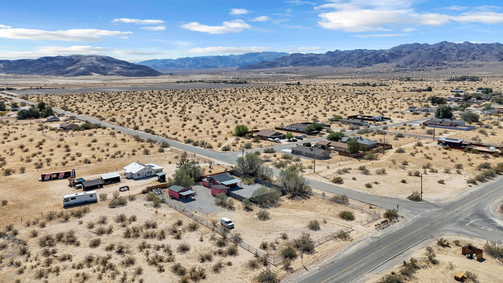 main property photo 50