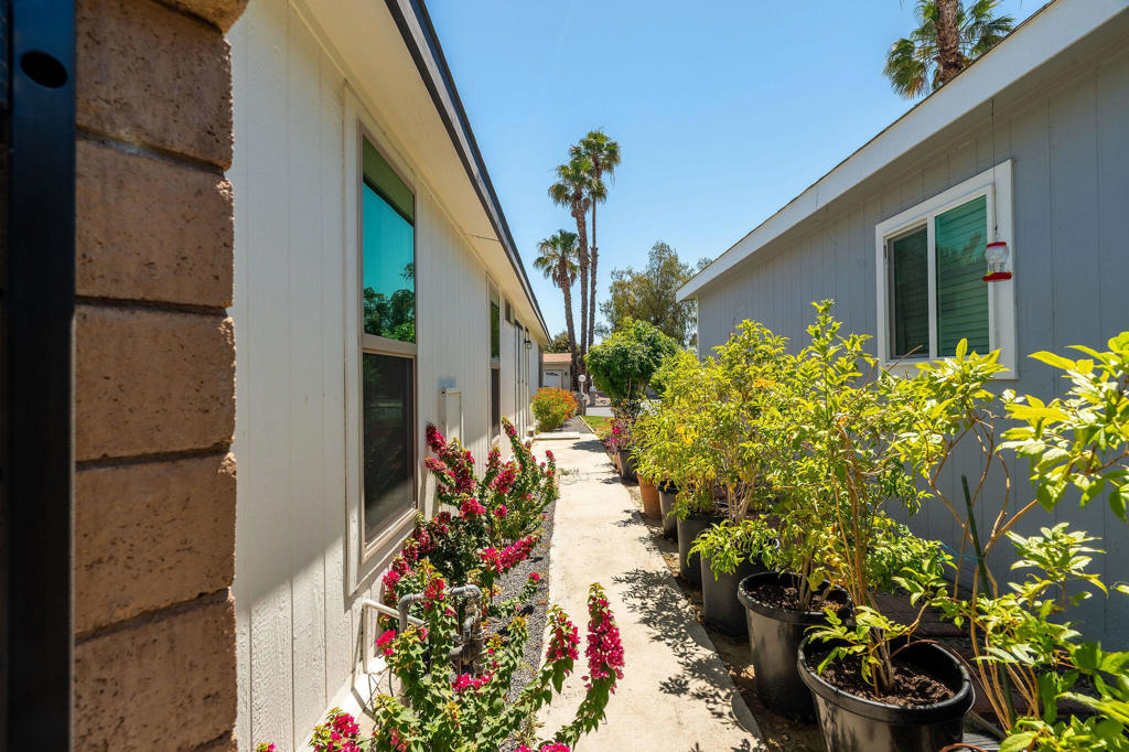 main property photo 77