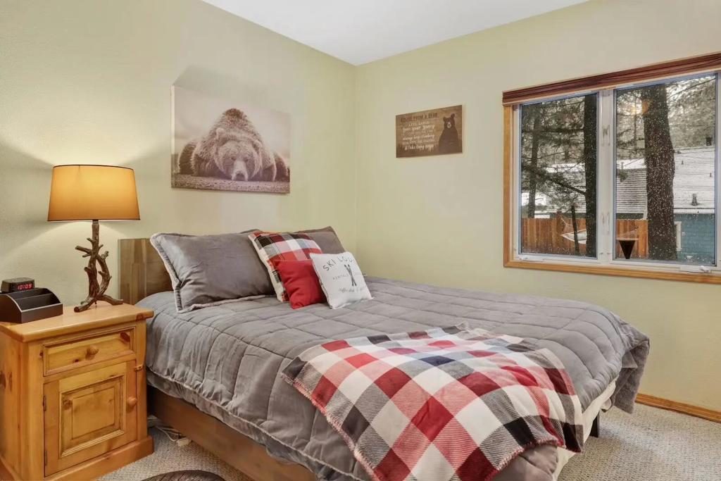 main property photo 12