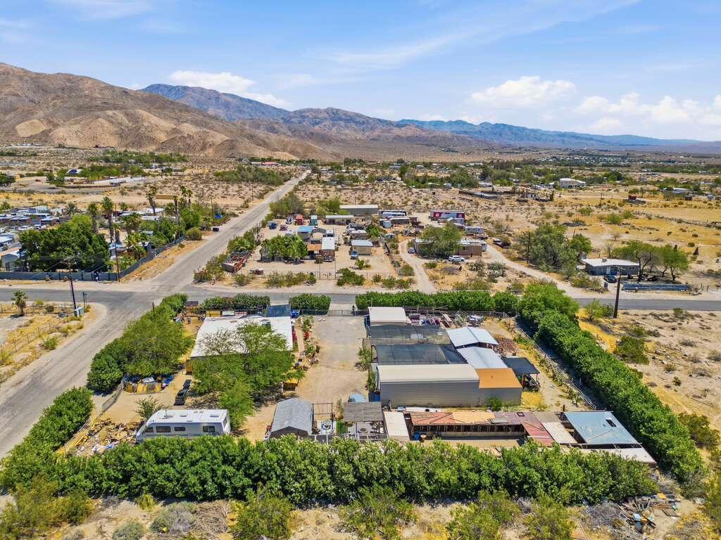 main property photo 23