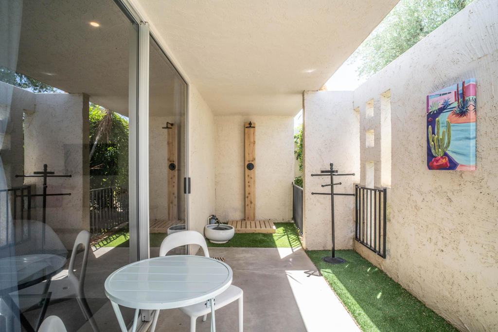 main property photo 64